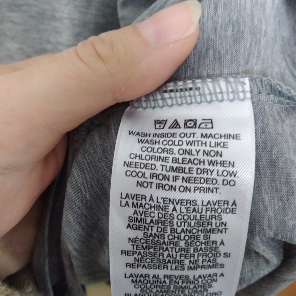 Adidas Grey Short Sleeve Tricorn Logo Athletic Tee Shirt Size XL - Picture 8 of 8